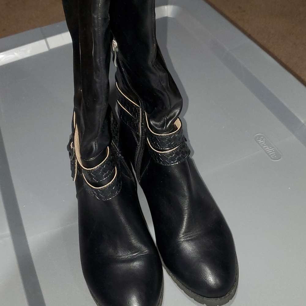 Knee boots - Picture 3 of 4